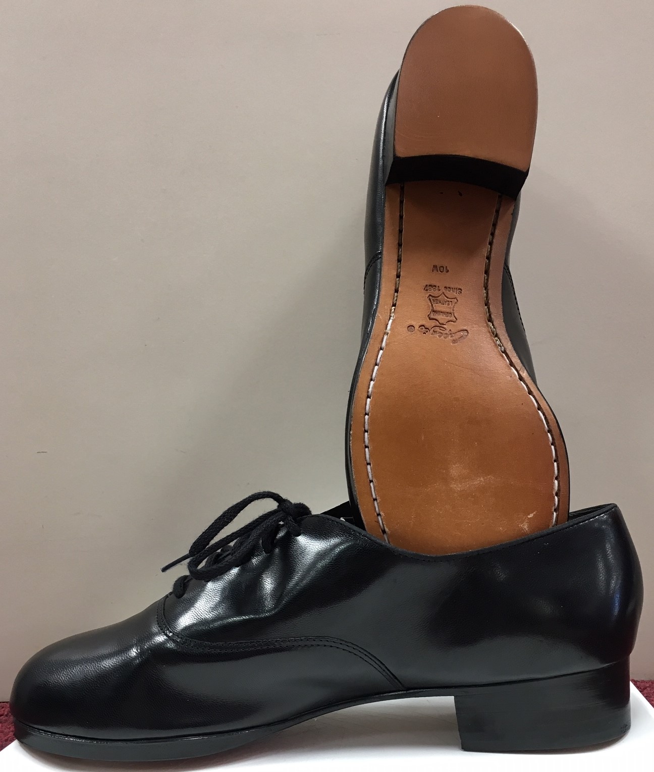 Capezio Showtime Tap Shoes - Black